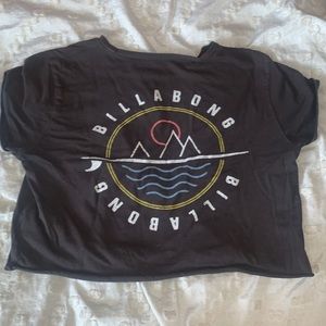 Cropped Billabong tee, size S